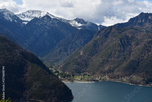 Blick zum Ledrosee von oben