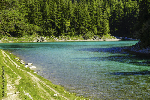 Obraz na płótnie Tragöss, Grüner See, Österreich, Steiermark w salonie