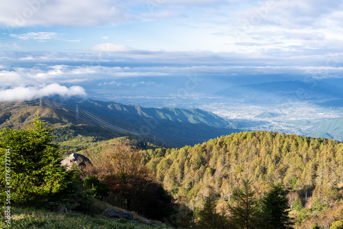 Wallpaper Mural 山梨県甲州市　秋の大菩薩嶺 Torontodigital.ca