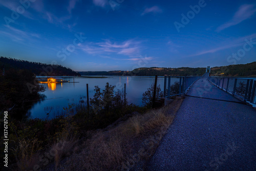 Obraz na płótnie Night Photography of the Bicycling Trail along the Chatcolet Lake, Idaho w salonie