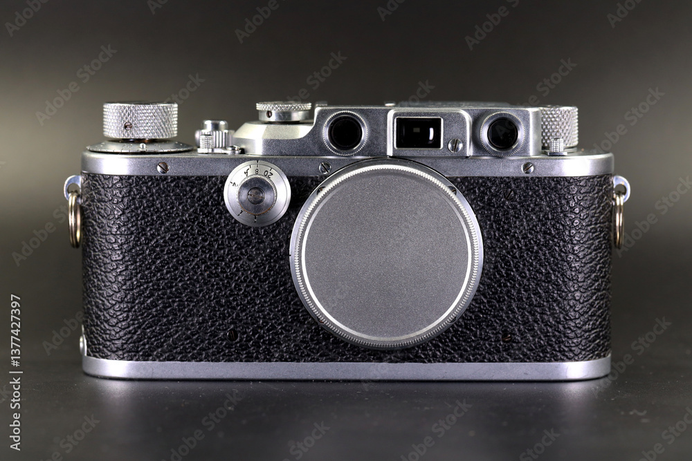 ライカ」の写真素材 | 7,087件の無料イラスト画像 | Adobe Stock