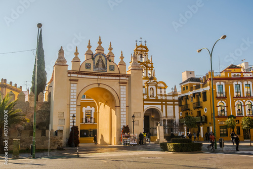 Obraz na płótnie Arco de la Macarena in Seville, Spain w salonie