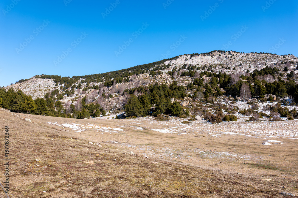 Fototapeta premium mountain landscape with blue sky