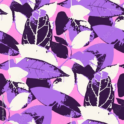 Seamless pattern with dry herbarium leaves in bold vivid colors. Cottagecore foliage wallpaper. Boho botanical texture. Ecological and natural design.