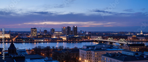 Fotografie Twilight cityscape view of St