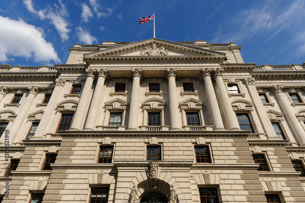 Obraz premium HM Treasury building on Whitehall in London, England, UK