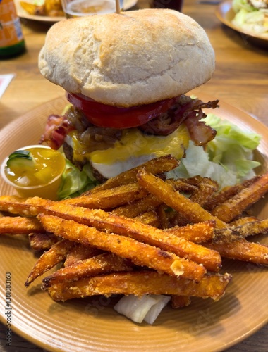 Obraz na płótnie homemade cheeseburger with bacon and sweet potato fries and dip w salonie