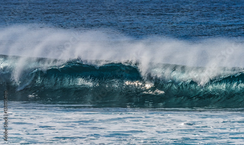 Obraz na płótnie Colorful Large Wave Banzai Pipeline North Shore Oahu Hawaii w salonie