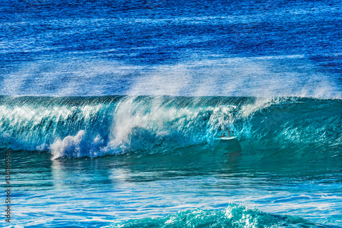 Obraz na płótnie Colorful Surfer Wave Banzai Pipeline North Shore Oahu Hawaii w salonie
