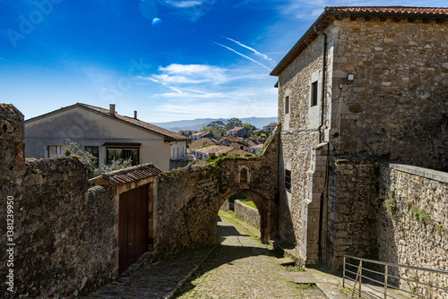 San Vicente de la Barquera from above