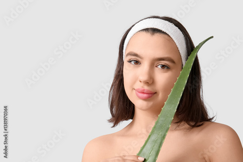 Pretty young woman in headb...