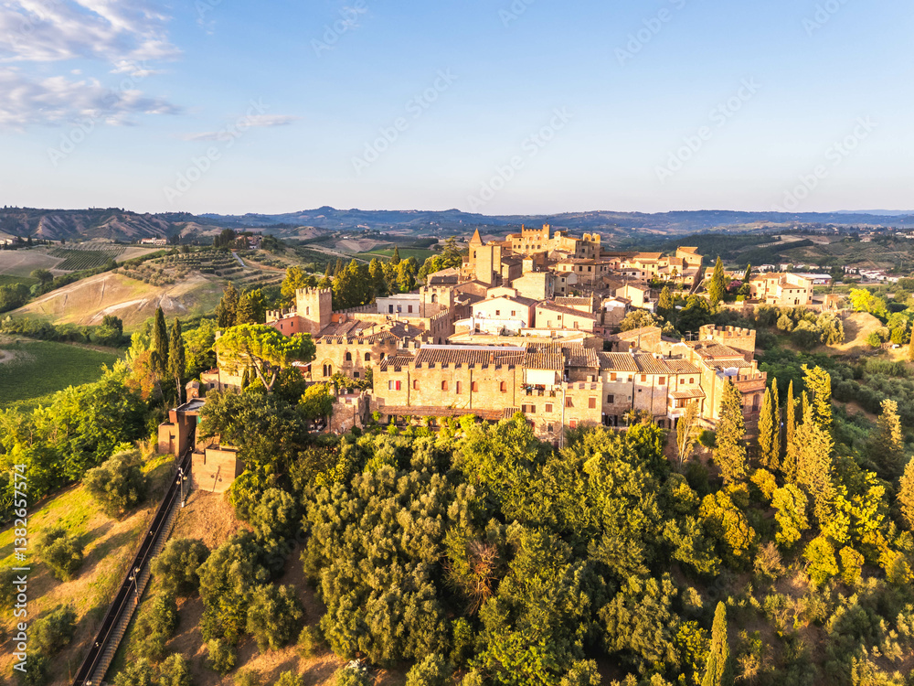 Obraz premium Aerial view of Tuscan medieval village of Certaldo Alto, Siena Province, Tuscany, Italy