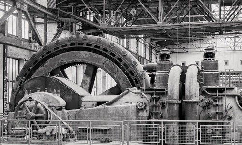 Obraz na płótnie Large fan for the production of steel in a disused steel industry w salonie