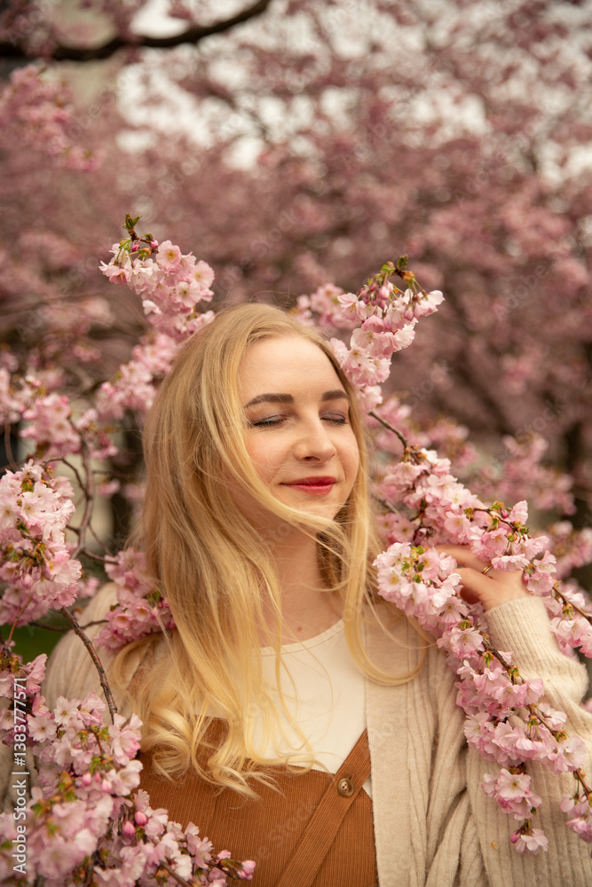 Spring blossom, blonde girl, romantic photo Spring blossom, blonde girl, romantic photo