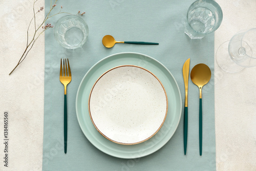 Obraz na płótnie Stylish table setting with blue cloth on white background. Top view w salonie