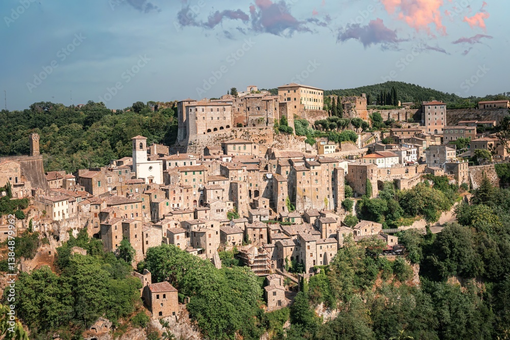 Obraz premium Sorano - medieval ancient town in Italy, Tuscany.