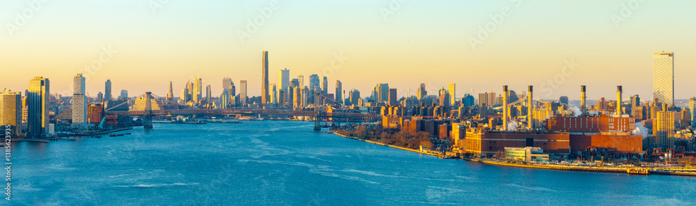 Manhattan Skyline - New York City