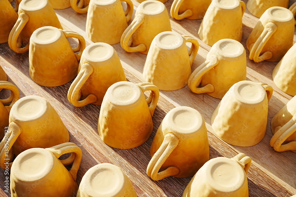 Hasami Pottery in Nagasaki, Japan - 日本 長崎 波佐見町 素焼き前の陶器