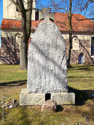 Kriegerdenkmal im Dorfanger von Röddelin 1914 bis 1918