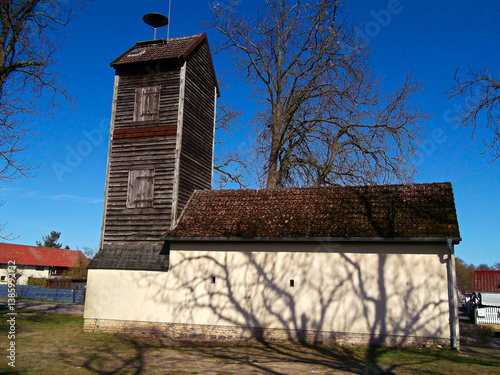 Obraz na płótnie Feuerwehrgebäude mit Schlauchturm w salonie