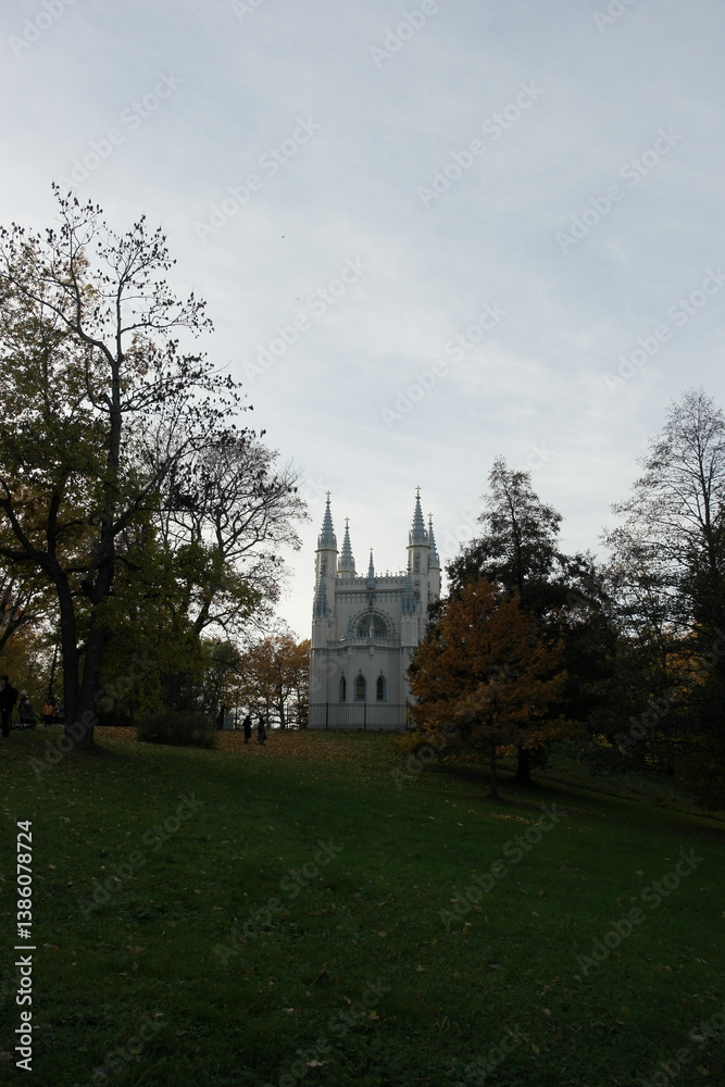 Naklejka premium autumn park