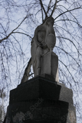 statue, sculpture, monument, architecture, history, city, old, cemetery