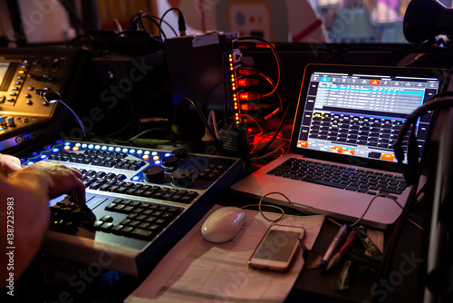 Mesas de mezclas de luz y sonido