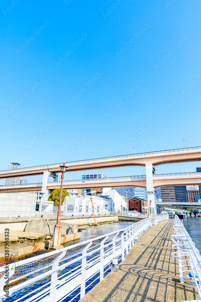春の神戸港 神戸港震災メモリアルパーク 兵庫県神戸市 Spring in Kobe Port. Kobe Port Earthquake Memorial Park. Hyogo Pref, Kobe City. 春の神戸港 神戸港震災メモリアルパーク 兵庫県神戸市 Spring in Kobe Port. Kobe Port Earthquake Memorial Park. Hyogo Pref, Kobe City.