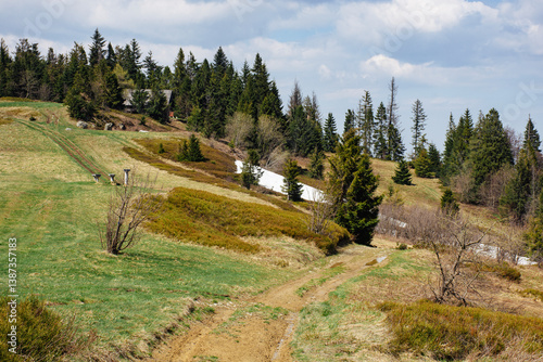 Gorce - wiosenny widok