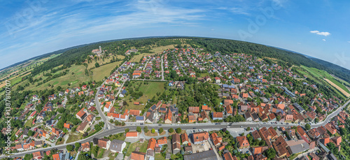 Obraz na płótnie Sommer in Mittelfranken rund um die Marktgemeinde Colmberg im Naturpark Frankenhöhe w salonie