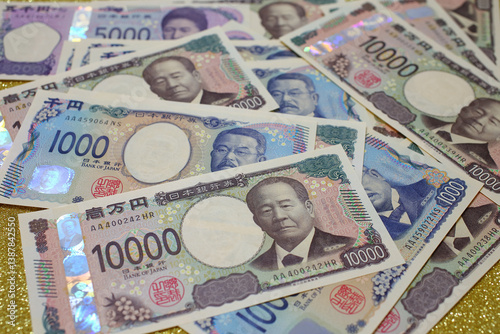 一万円札　千円札　五千円札