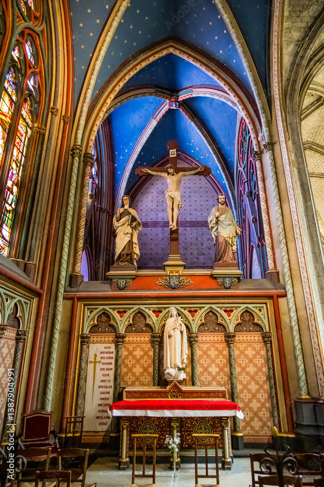 Fototapeta premium La Cathédrale Sainte-Croix d' Orléans en France