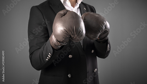 Obraz na płótnie Businessman Ready to Fight Challenges w salonie