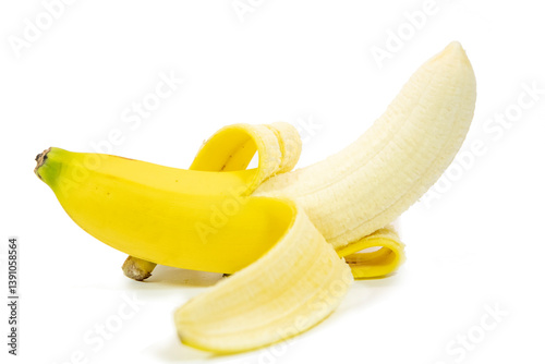 Obraz na płótnie Peeled banana isolated on white background, w salonie