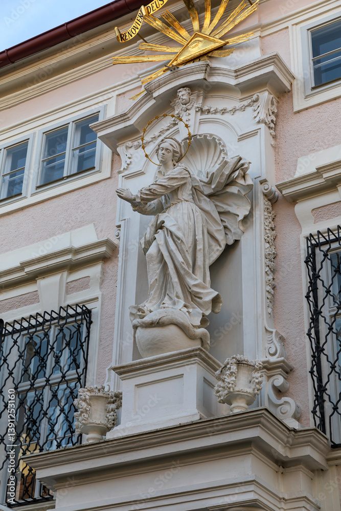 Fototapeta premium Virgin Mary