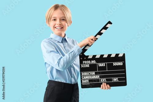 Little actor with movie cla...
