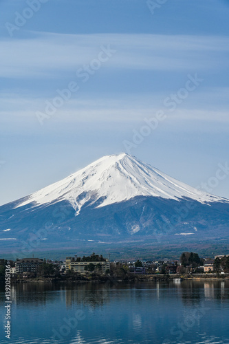 Obraz na płótnie 山梨県河口湖と富士山 w salonie