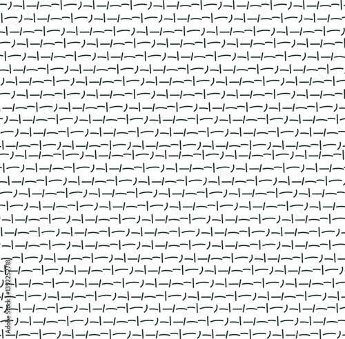 Texture in the form of thin seams consisting of short lines.
