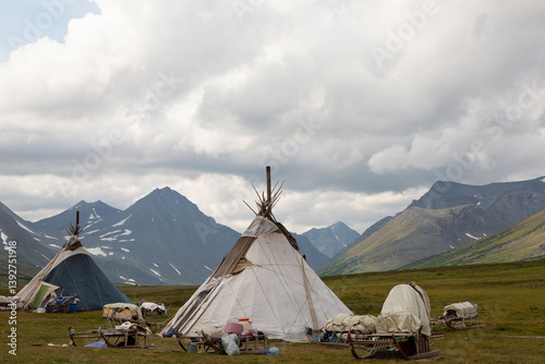 Obraz na płótnie Nenets reindeer herders choom on a summer. Russia, Yamal w salonie