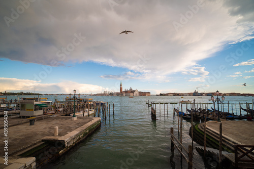 Obraz na płótnie San Marco basin with San Giorgio Maggiore island in the background in Venice, Italy
w salonie