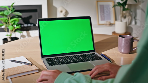 Obraz na płótnie Online student studying chroma key laptop browsing webinar home closeup. w salonie