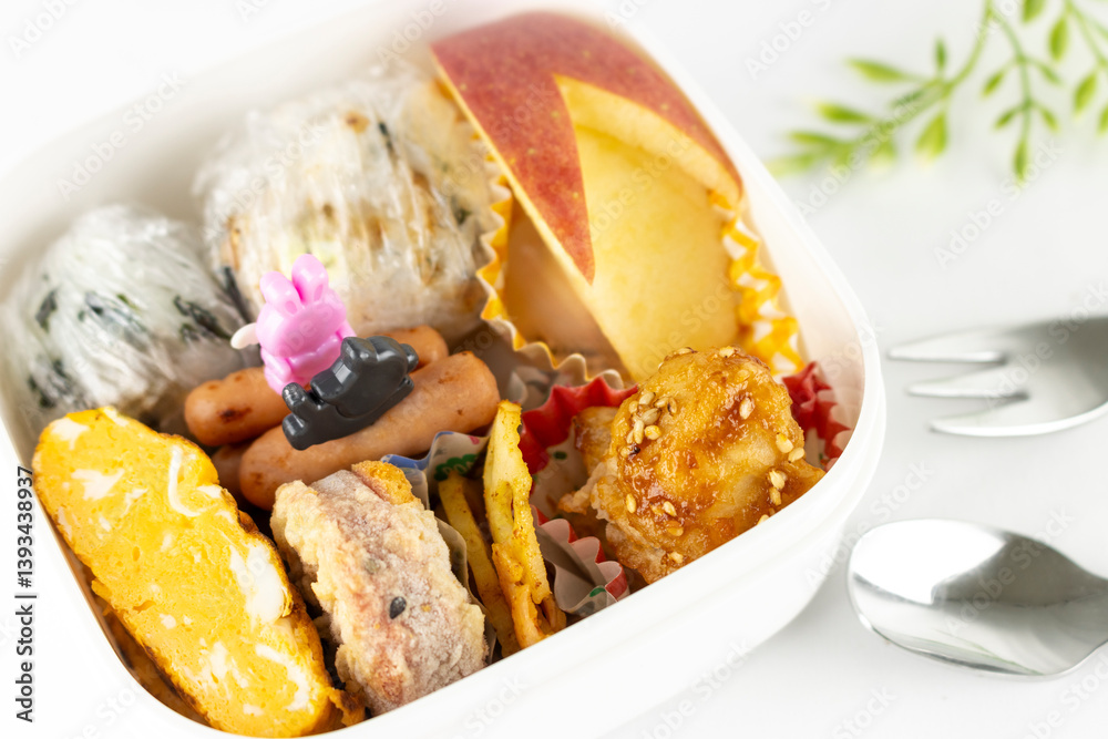 小さい子供用の手作りお弁当