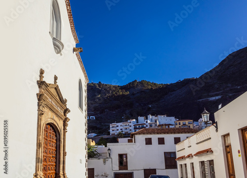 Obraz na płótnie Architecture in sunny day in Garachico, Santa Cruz de Tenerife, Spain w salonie