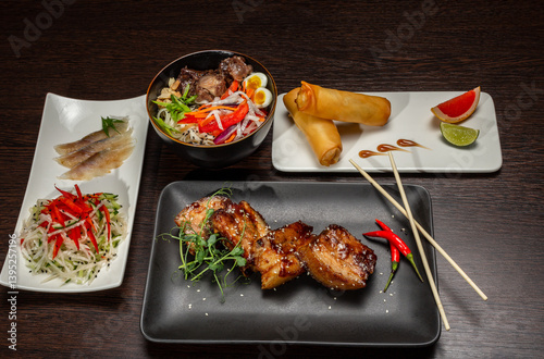 Obraz na płótnie A set of Japanese dishes on the table w salonie
