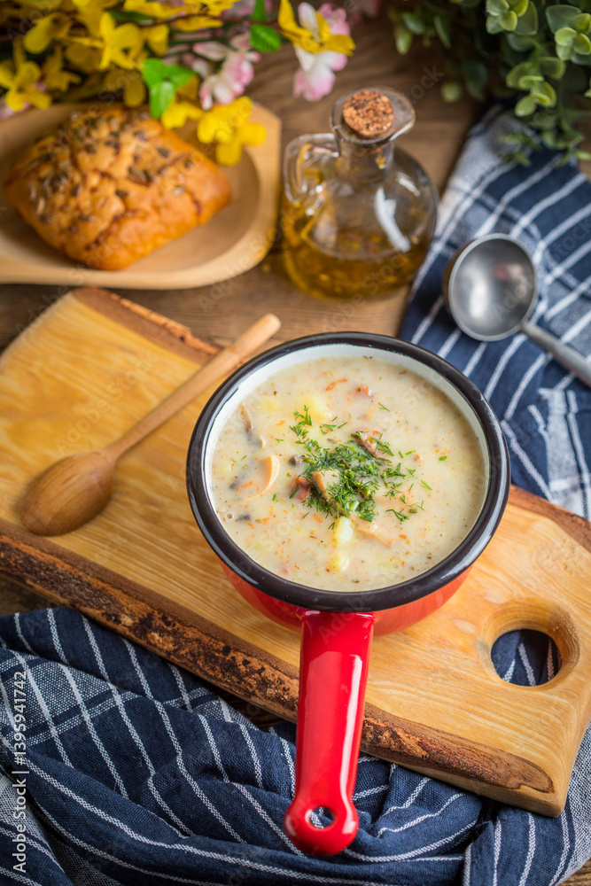 The sour soup made of rye flour.