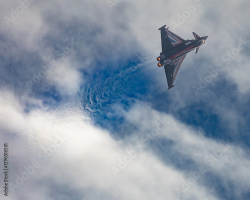 fighter jet airplane in flight