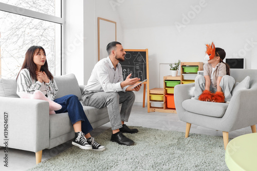 Child psychologist consulti...
