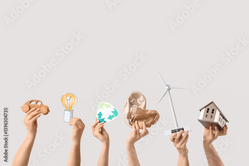 Many hands with different i...