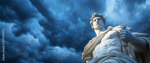 Obraz na płótnie Dramatic Shot of Roman War God Statue Under Dark Stormy Sky w salonie