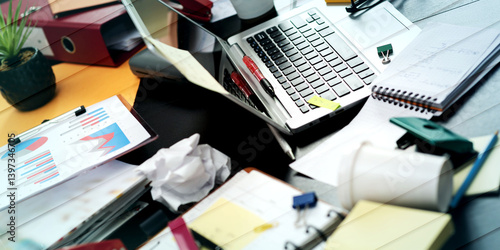 Tableau sur toile Messy and cluttered desk, geometric pattern